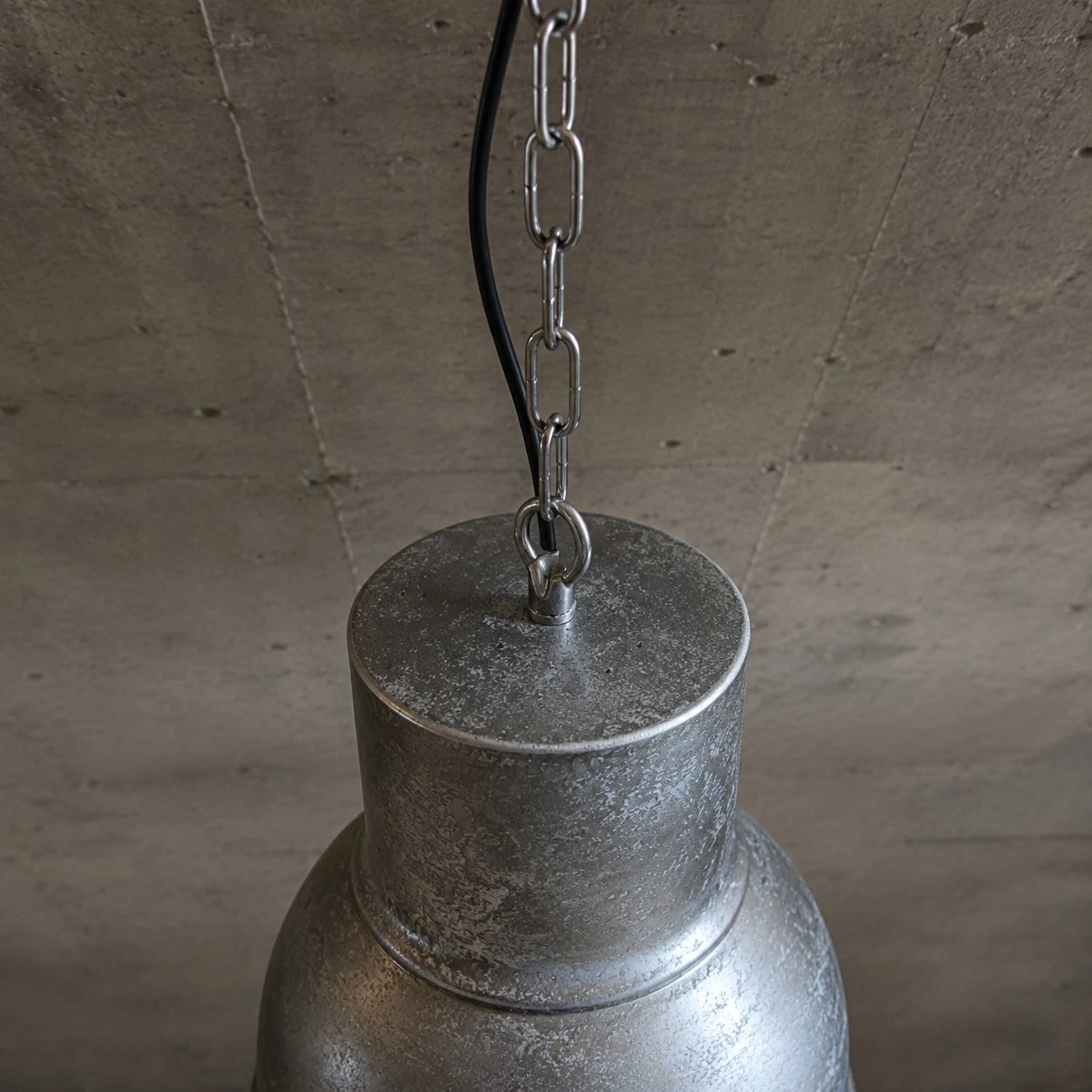 Vintage rust finish industrial pendant light